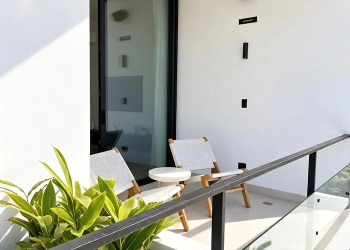 Noam By The Sea Hotel *