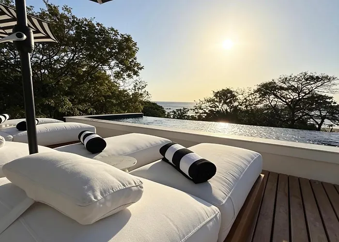 Noam By The Sea Hotel